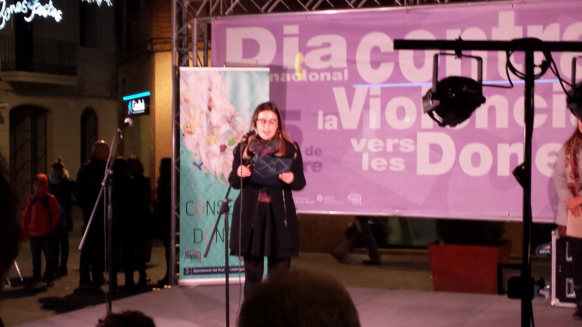 marga_garciad's tweet photo. Malauradament un  #25N mes revindicant una societat lliure de #violelènciamasclista . Instituts, entitats, Ajuntament i ciutadania diem PROU https://t.co/uvnn4ynsQ5
