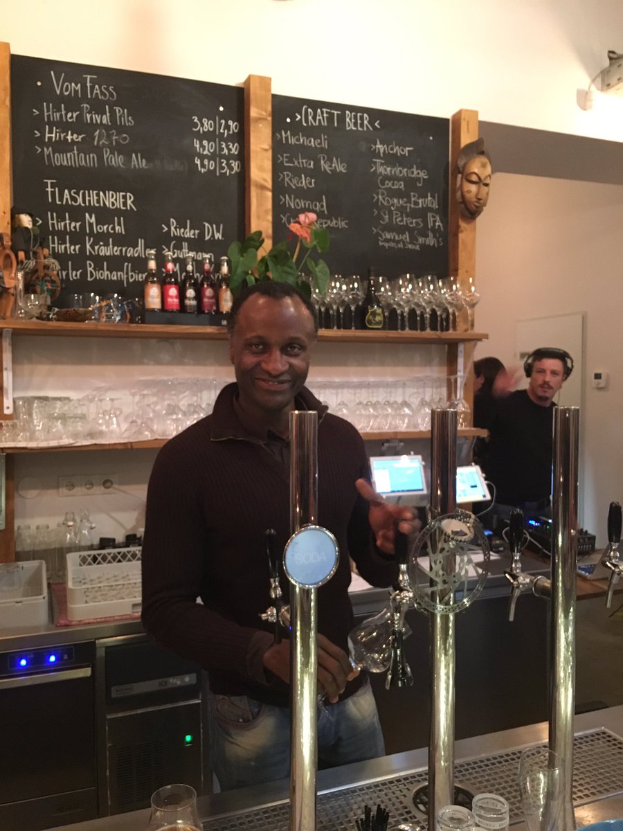 BeerLoversAT's tweet photo. Congrtulations to the 1st anniversary! One of our #HopSpots #Cityguide #Velobis https://t.co/ZKSOTiCRX1 @AnchorBrewing @RickKempen https://t.co/l1gdsBUQ2Z