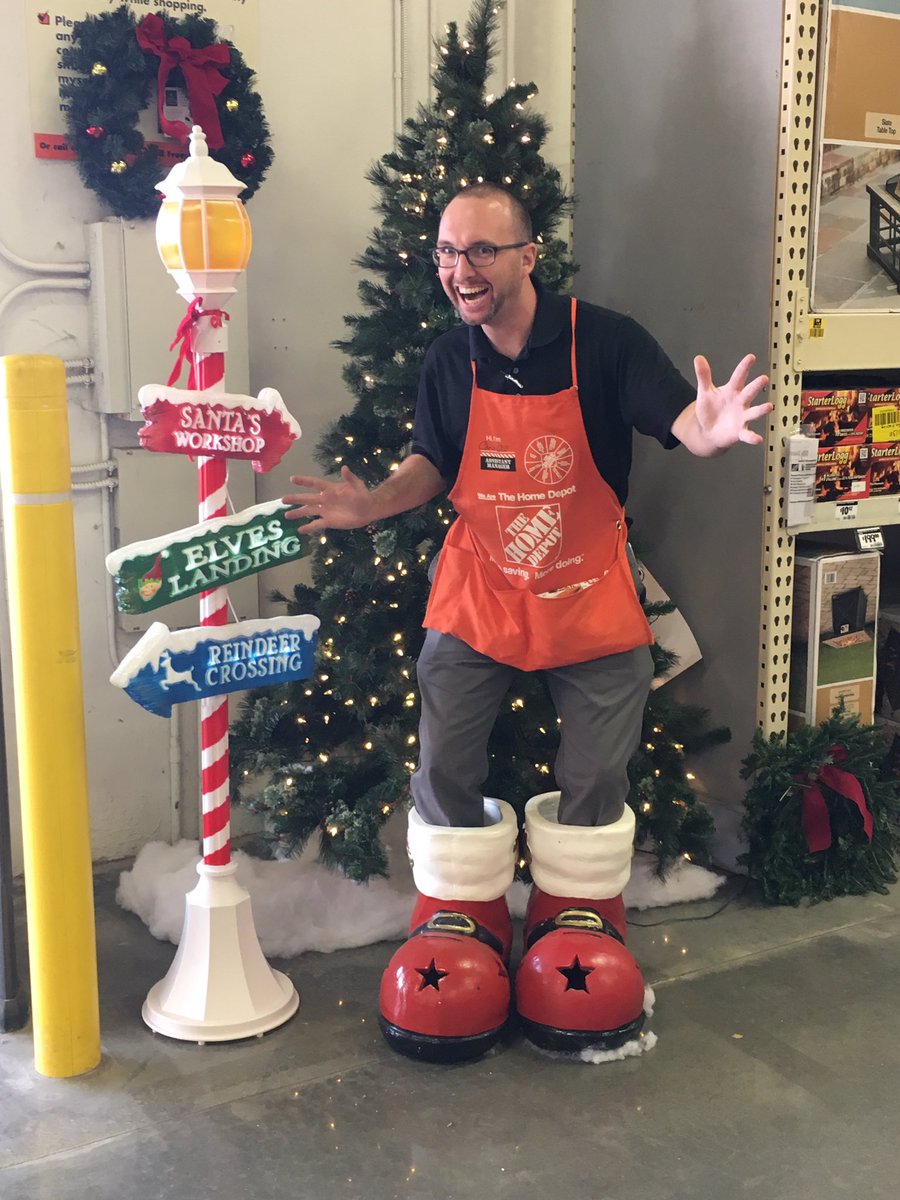 homedepot1130's tweet photo. Leadership Team  gettin their boots on for Black Friday @MikeHD1130 @BobbyBoaenTHD https://t.co/RYsq4kGk0d