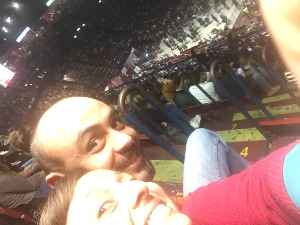 JessicaSoleSun's tweet photo. #Elisa#assago#milano#lamiaanimavola😄#traccedime https://t.co/CqMgsLPJyN