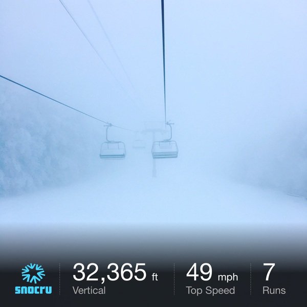 SNOCRU's tweet photo. It's Opening Weekend for a lot of you Powderhounds! Track your ski days with SNOCRU and share your stoke! #TrackYourAdventure #SNOCRUApp https://t.co/y0fCC808Ap