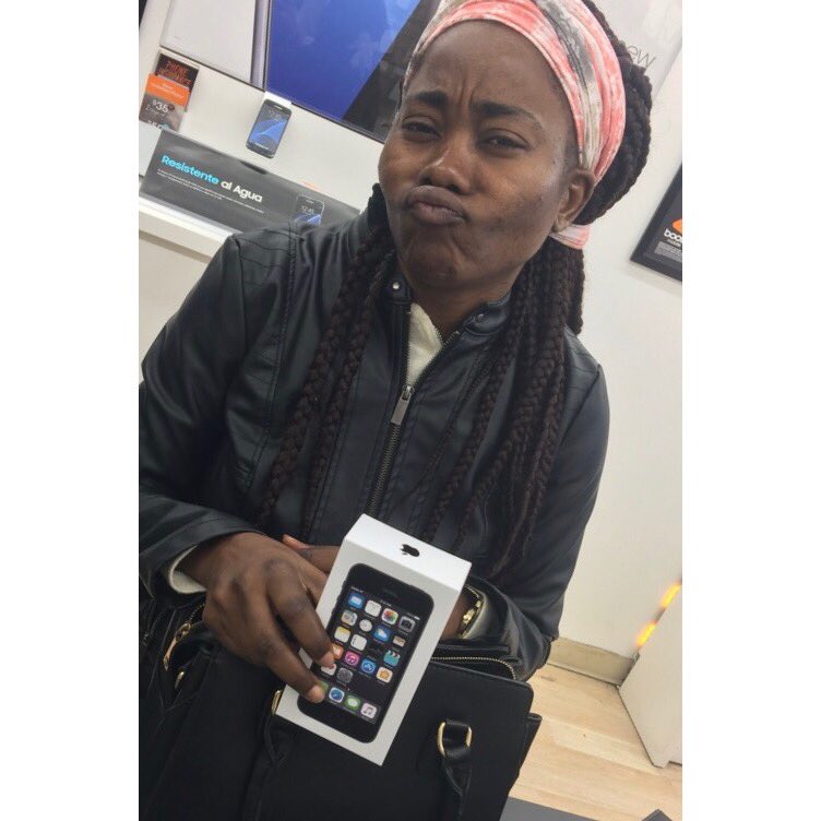 Julie_Marceco's tweet photo. Tmo no service cust. was tired of them!New Boost Mobile customer now ✔️we said send tmo no service a message she said 😘 🖐🏼 tmo HELLO Boost! https://t.co/GrxP2PemzE