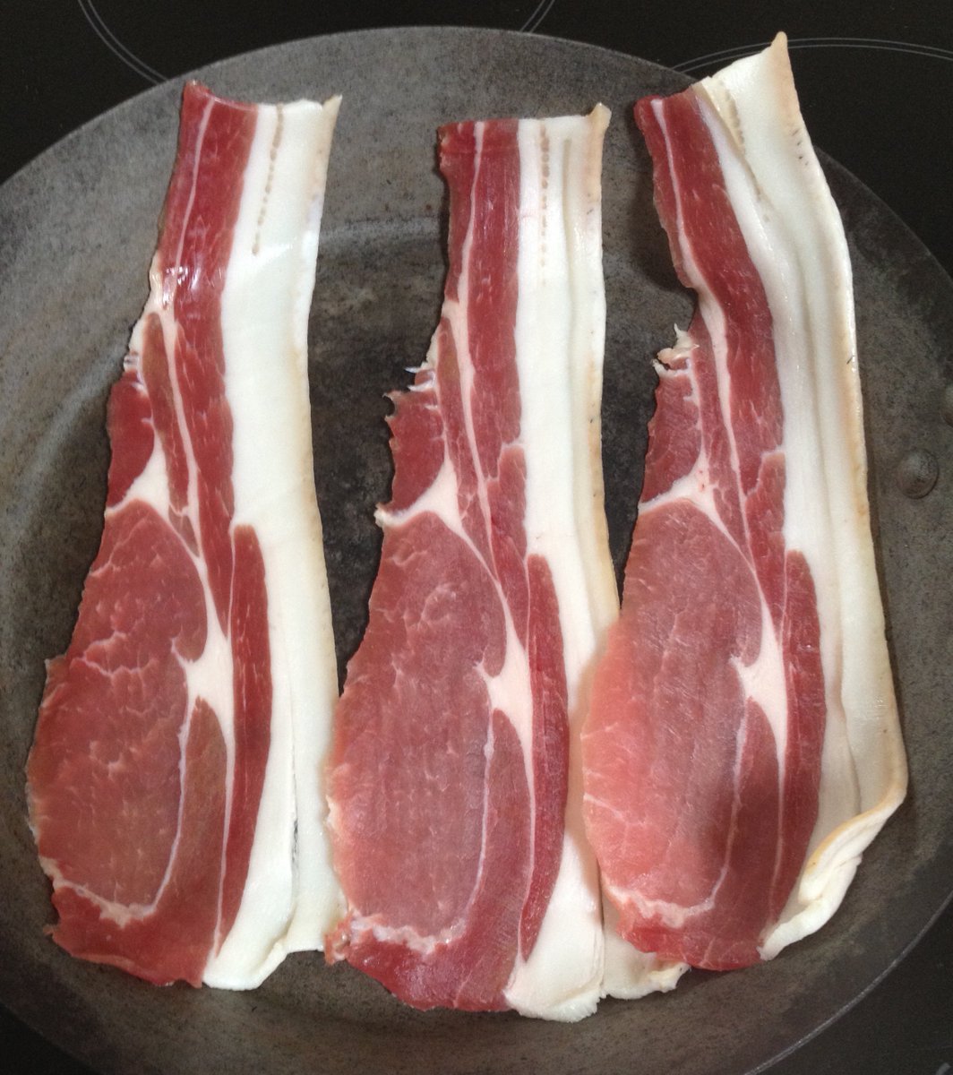 Kirkby_Event's tweet photo. Get your fry up sorted, @HighFarndale free range bacon and sausages are right next door to Newfields organic eggs..!

@YourValeRadio https://t.co/UsQGk54Nqu