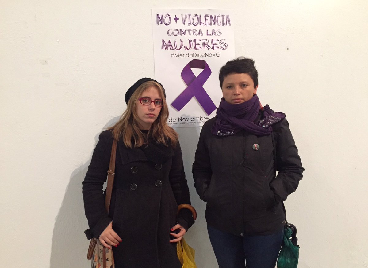 IreneLilith's tweet photo. Hoy como cada día @silviamajano y yo decimos NO a las violencias machistas #MeridaDiceNoVG https://t.co/trLWiIx9bt