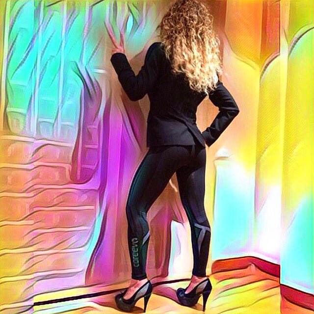 Angi1973Garcia's tweet photo. Y cuando no se q ponerme...me pongo @Coreevo ❤️️
Viernesssss✌🏻️ #adisfrutar #coreevogirl #coreevostyle #bonanit #puravida✔️ https://t.co/Kz0Zo5nVvh