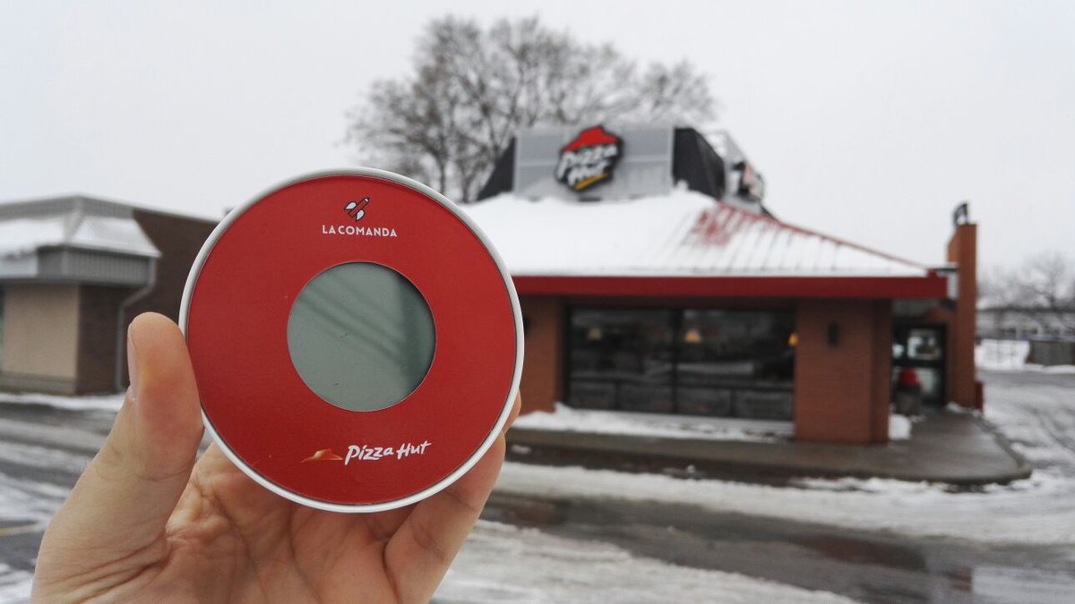 lacomanda_italy's tweet photo. From Canada with love! Click'N'Pizza finally live with Pizza Hut #clicknpizza https://t.co/BL369xGMqK