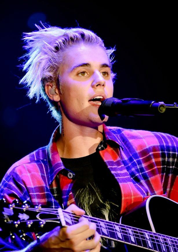 BieberNesrine's tweet photo. You Know That I Care For You I'll Always Be There For You 😙 @JBvote_FllwHelp @JB_INeedU @JBFollowHelpFIN 
#MTVStarsJustinBieber https://t.co/C2ys0czMrE