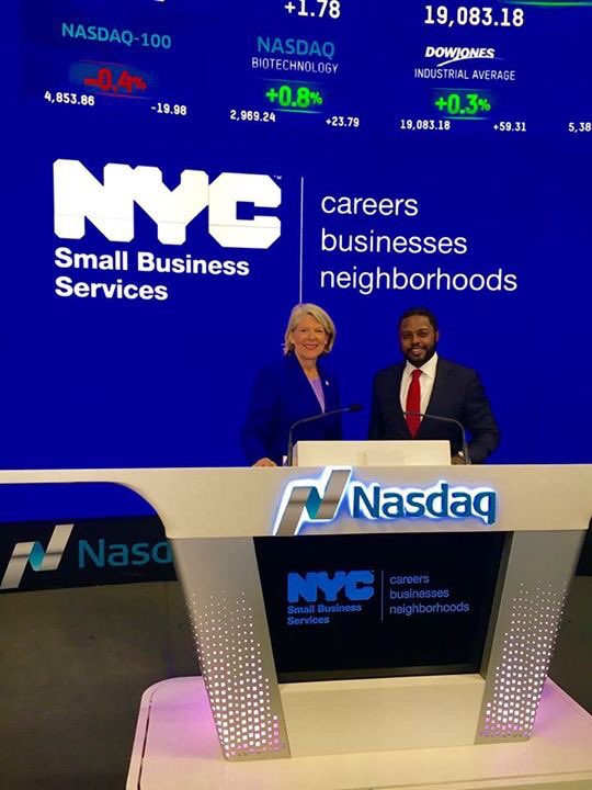 JonDoris1's tweet photo. Small Business Saturday - #nasdaq #mwbe @GreggBishopNYC #nycsbs #onenyc #opportunitiesrising https://t.co/cH893zsm02