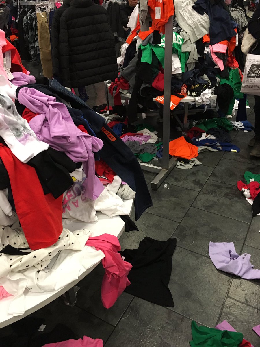 xtinabwells's tweet photo. Joined in on Black Friday festivities. To all shoppers, be kind to retailers. Don't make them clean your mess! #bekind #bethoughtful https://t.co/s8yXTfD0bv