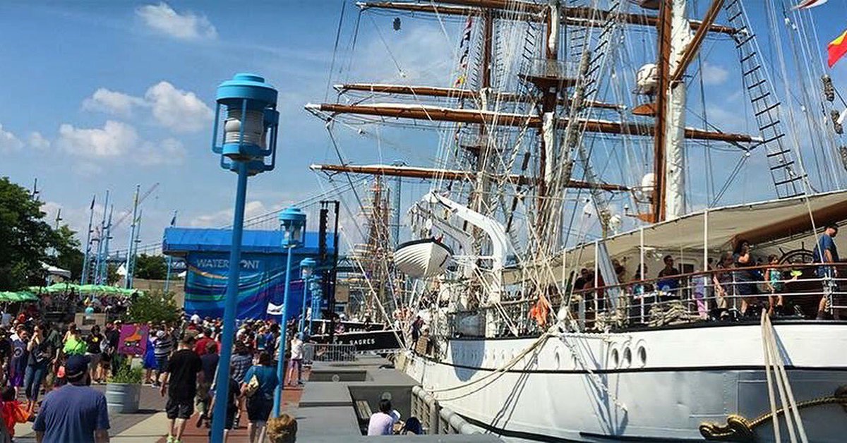 FestOfSail's tweet image. Happy Black Friday!

Tickets are ON SALE NOW for #FestofSail #Tacoma &amp;amp; #CoosBay!

FestOfSailTacoma.com
FestOfSailCoosBay.com