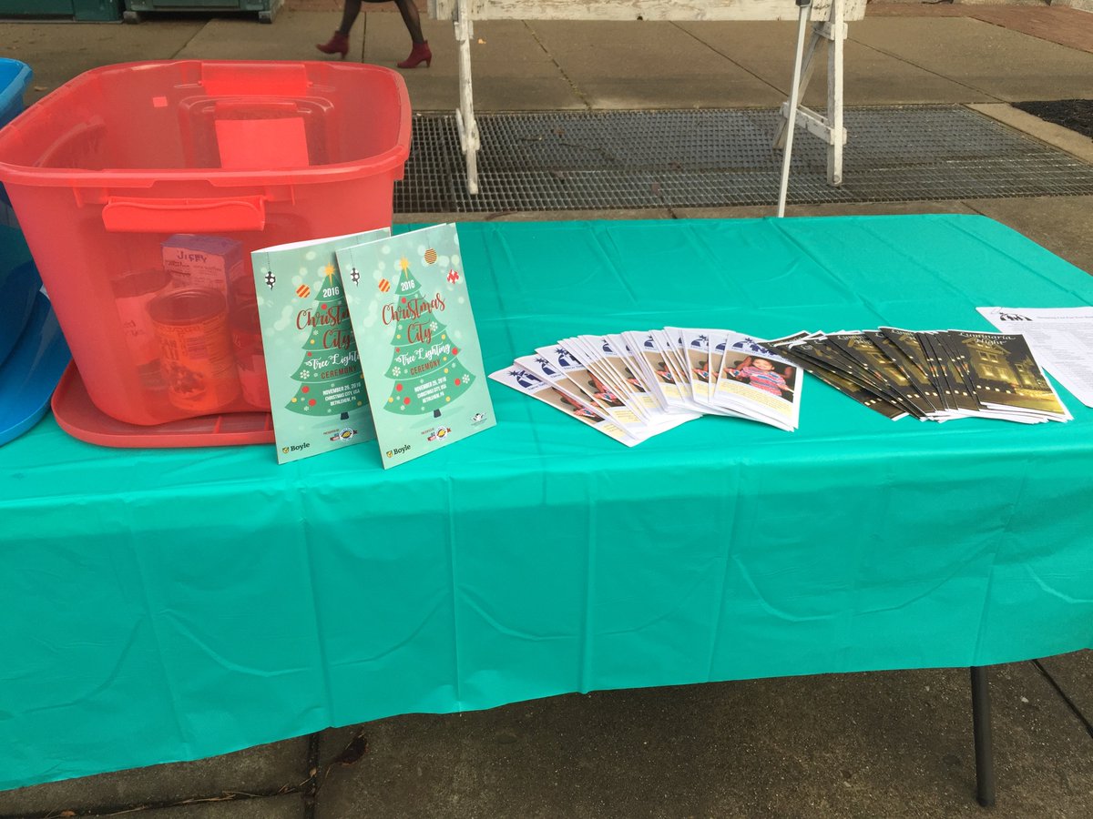 NewBethanyLV's tweet image. We’re getting ready for the can collection at @Beth_Chamber Tree Lighting Ceremony! Come down to Payrow Plaza and join us!🎄❄️