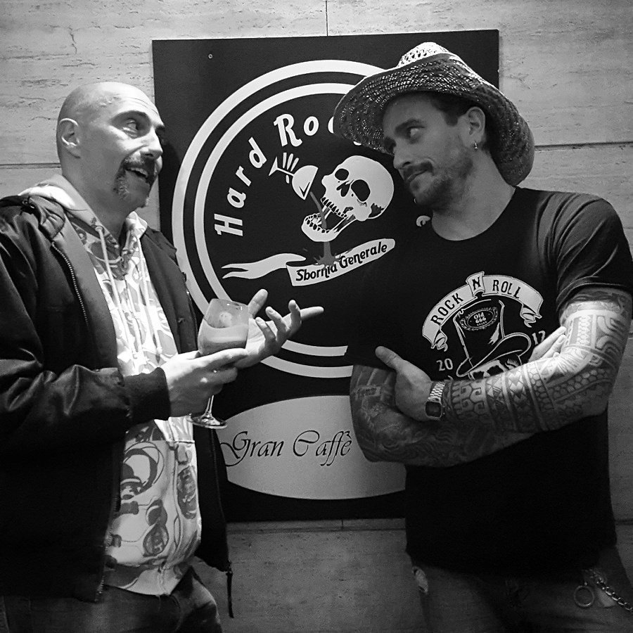 SimoneScibelli's tweet image. Movember fest.....