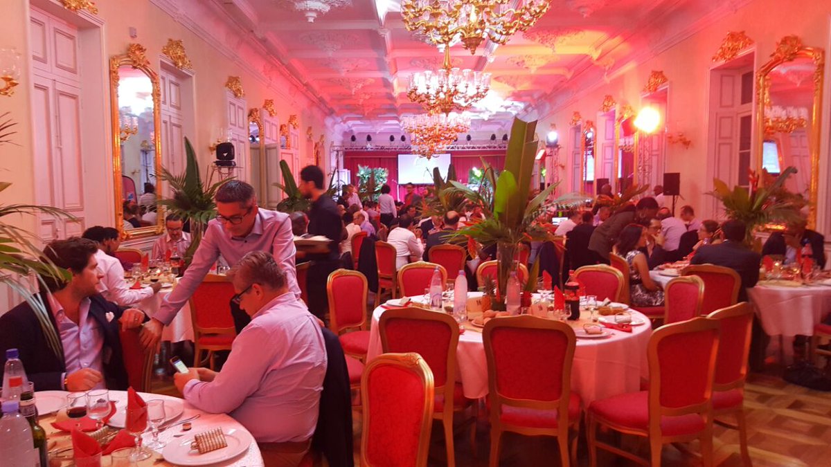 juvansnick's tweet photo. #NXSE2016 Gala de clôture. Merci à #DigitalRéunion pour cette belle 1ère édition! https://t.co/H1st9m8DKV