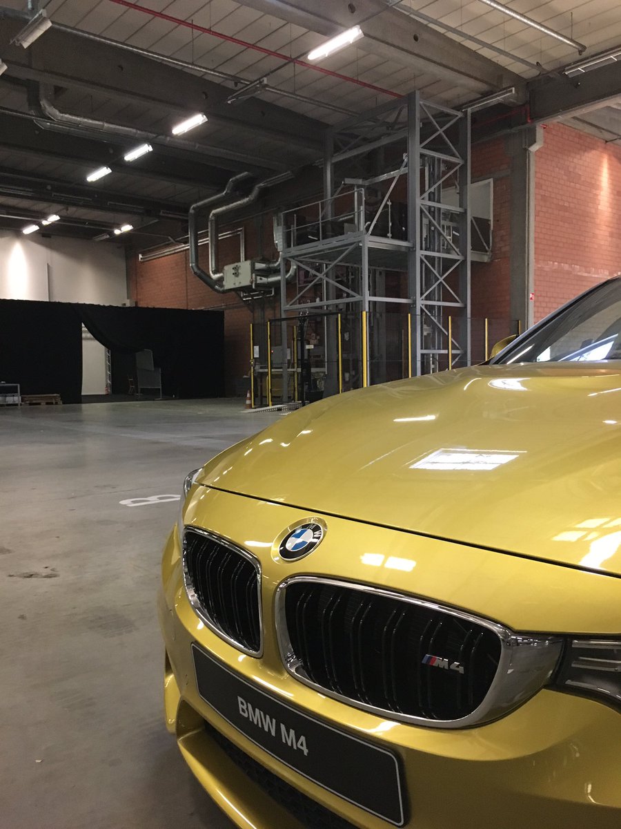 xavierdl's tweet photo. Idealpark-autolift by RDL bij BMW Belux Bornem https://t.co/CKaF6TTszD