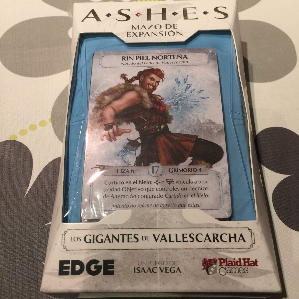 Thosnod's tweet photo. Ashes Rin Piel NorteΓ±a de @edgeent
Ashes the Rise of the Phoenixborn
#ashes #phoenixborn #labsk #bgg #boardgames #juegosdemesa https://t.co/mwbg2HGnkE