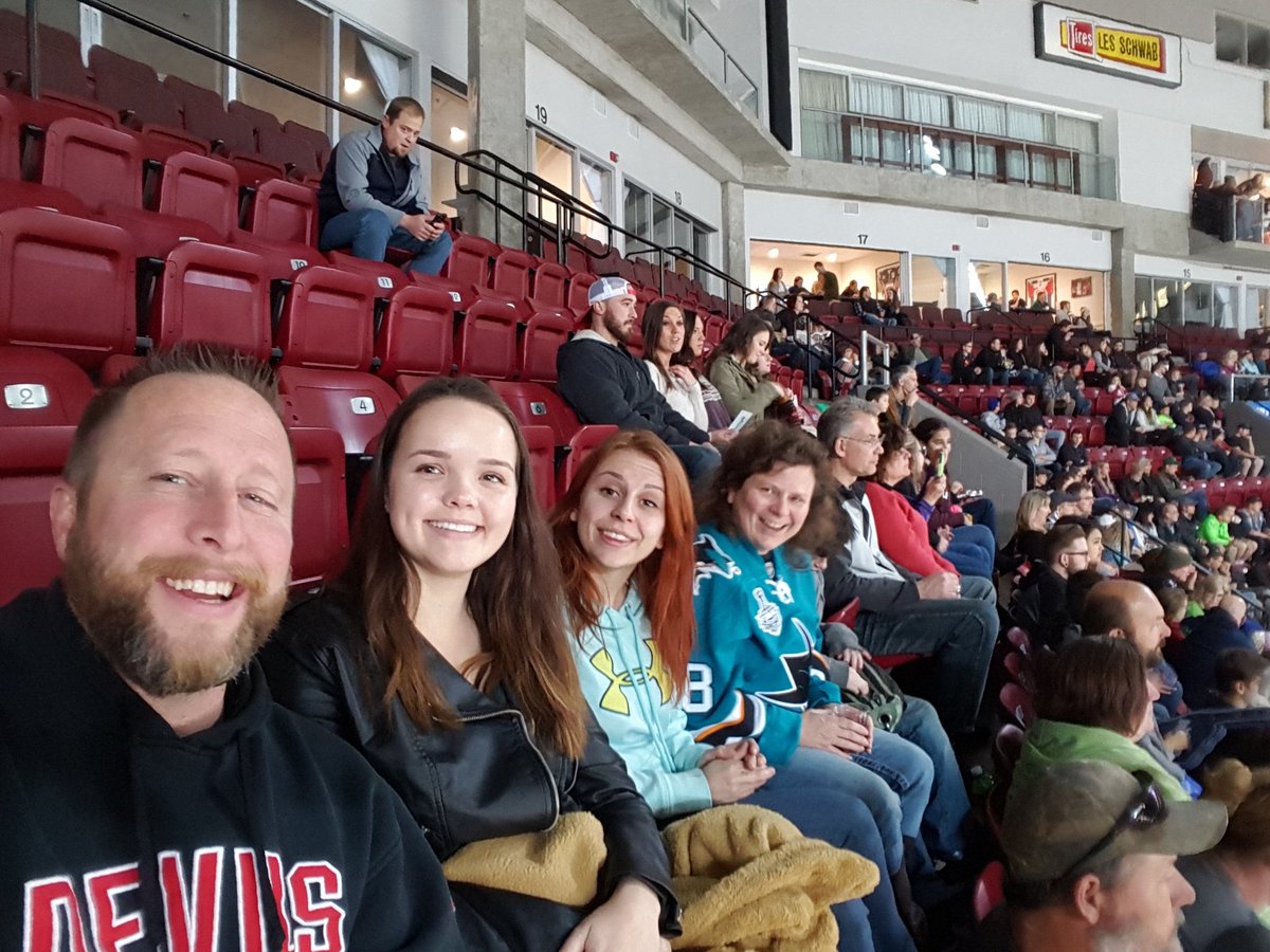 devilman208's tweet photo. #steelheadshockey https://t.co/7ASTgg5TKq