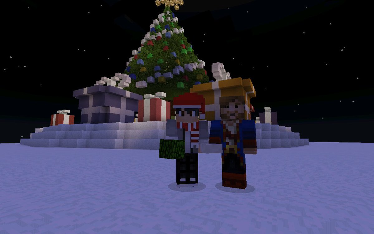 sanchez_rivera1's tweet photo. En @MineCreePe1 con @IsmaCr4ft 🎄🎁🎄🎁 https://t.co/uJLbIIWySu