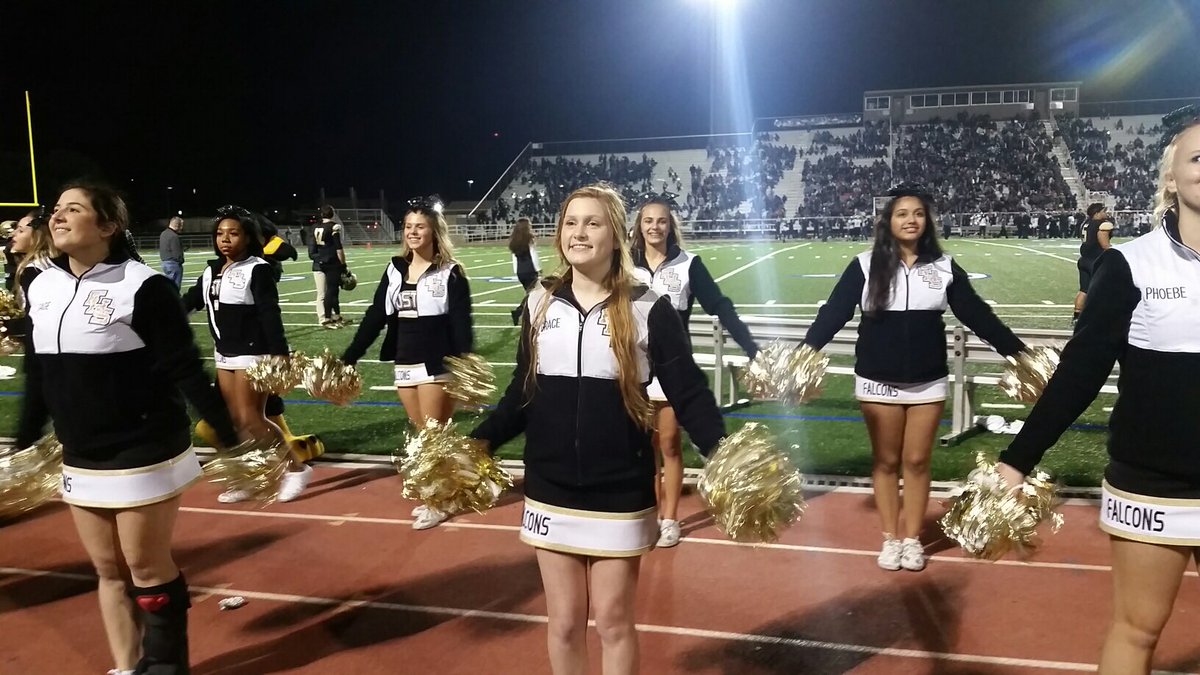 FHSABC_TX's tweet photo. Winn.         0
Foster.       55

1:00 left in 4th quarter
#FalconRoadToState2016 https://t.co/RIrvOwOx1f