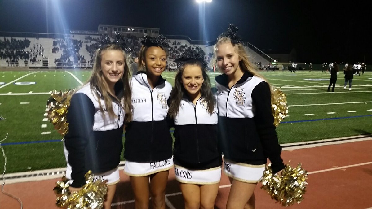 FHSABC_TX's tweet photo. Winn.         0
Foster.       55

1:00 left in 4th quarter
#FalconRoadToState2016 https://t.co/RIrvOwOx1f