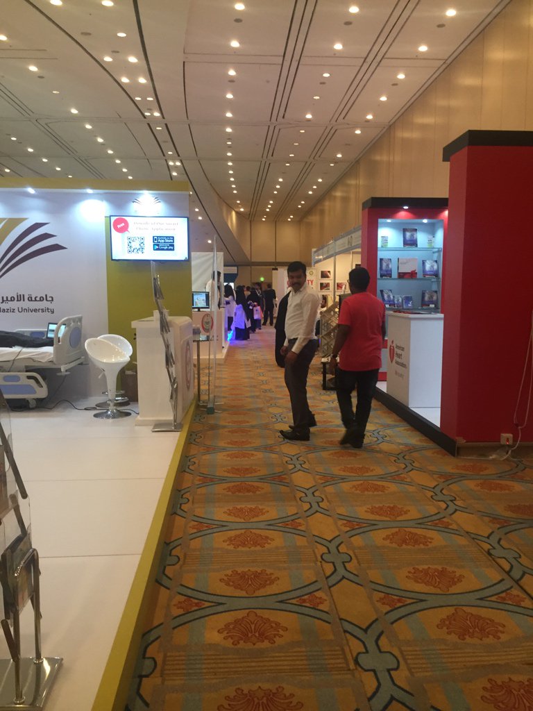 sultanalsalama's tweet photo. معارض مصاحبه للـ #SHSC2016 كان الكل فيها قد ابدع
#مؤتمر_المحاكاة_2016
شكراً لكل القائمين عليه https://t.co/8yXIbIN7u5