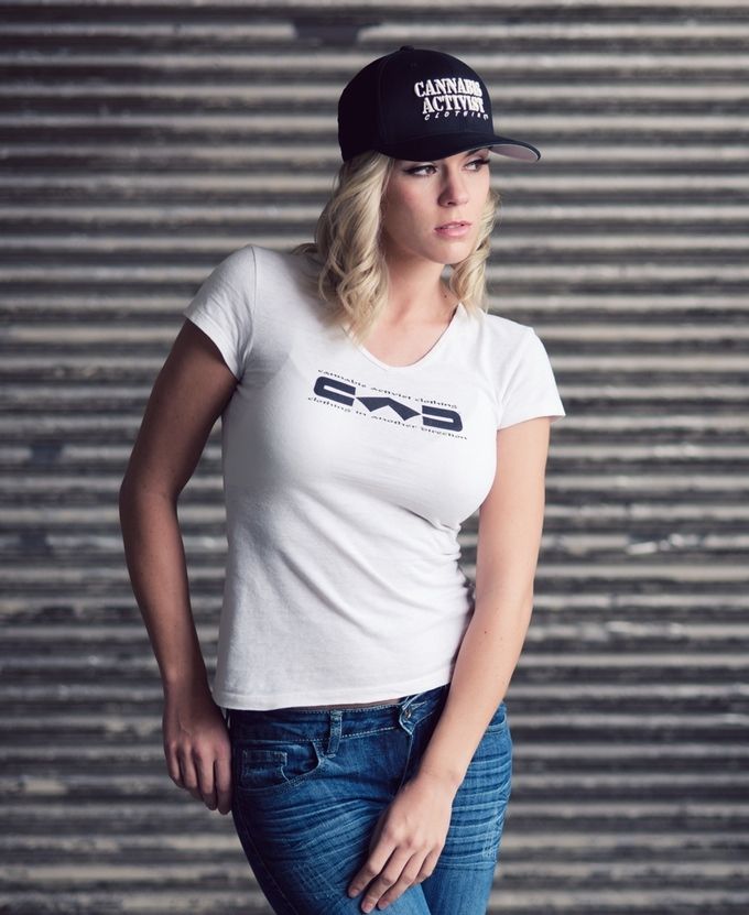 HempClothes's tweet photo. #Hemp can #SaveTheTrees 🌲🌳🍁 #CannabisActivist ✊ is #activism 📢 in #fashion! 💃🏽 #SupportHemp #Kickstarter #Fashion 👉 https://t.co/tQ0xCwwI2q https://t.co/fzO0jERxhl