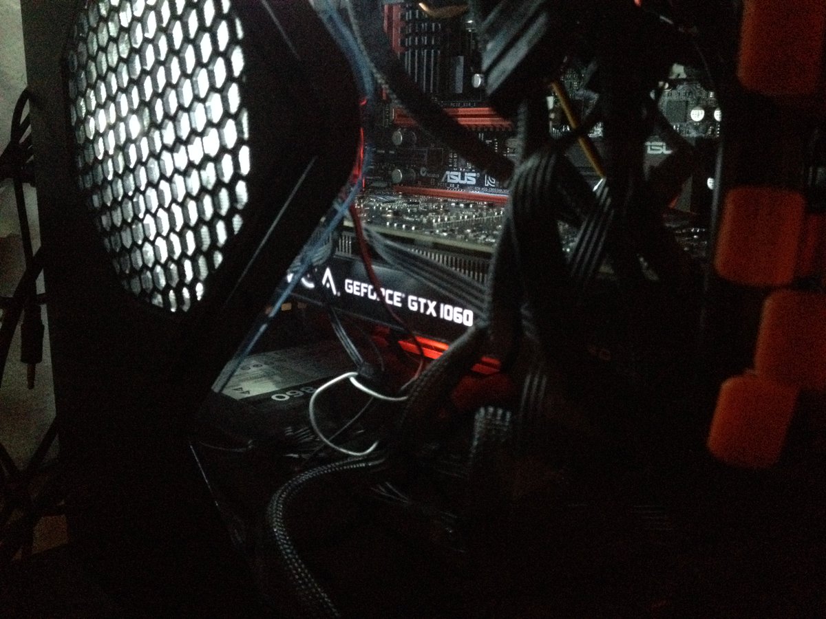 QwanGames's tweet photo. Finished upgrading to a #EVGA GTX 1060 a couple days ago!
Regular comm this Sunday but upgrade vlog/montage the week after! #newegg #gpu https://t.co/PBIsz9kQ6p