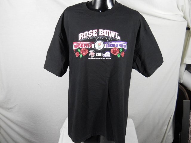 RaiseBid's tweet photo. Rose Bowl Game 2011 T-shirt Badgers vs Horned Frogs NCAA Football Game Shirt Size XL - https://t.co/777m9uOSmC https://t.co/5xhZk6kwvA
