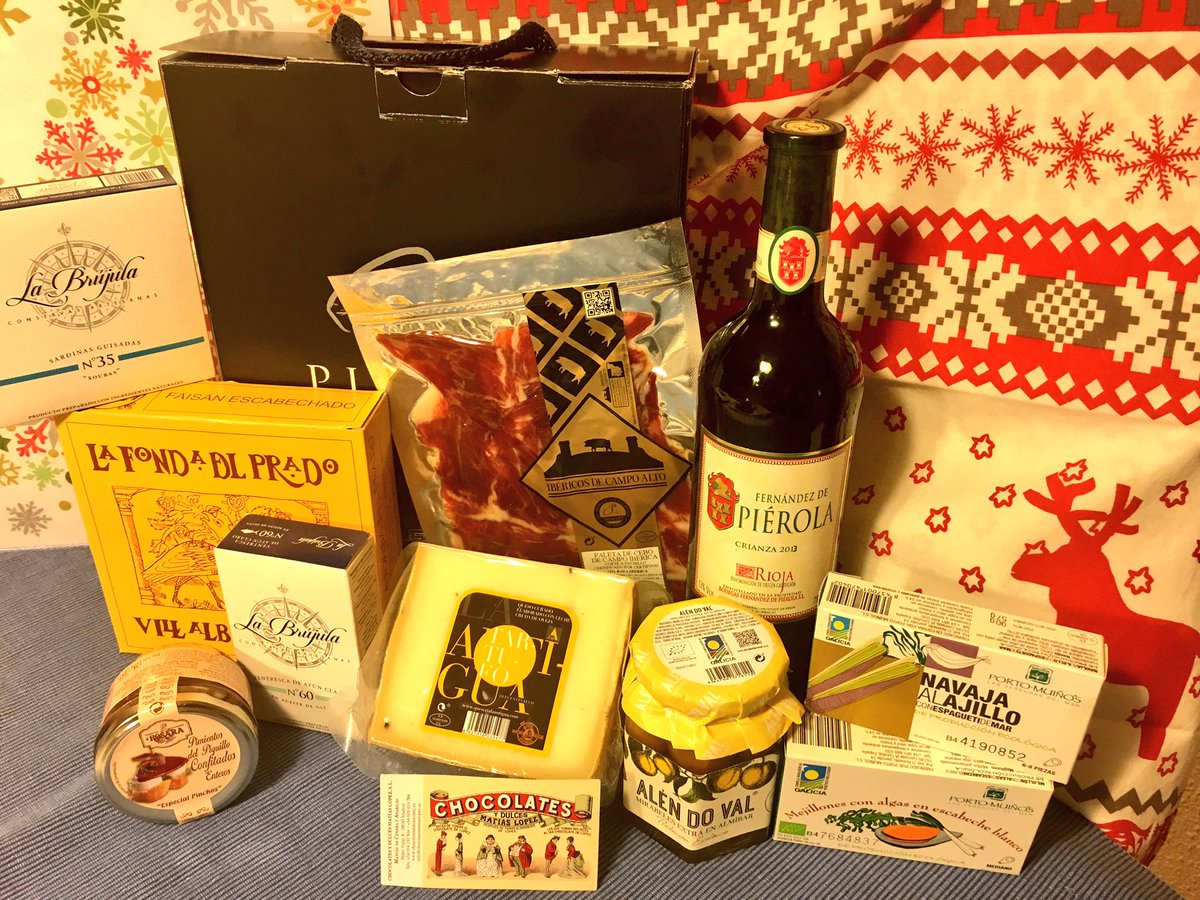 SastrePaco's tweet photo. Ya tenemos la #CajaDuoPlus !!Mira qué productazos!!#Piérola @quesoslaantigua @DelgadoSeleccio #LaBrújula #PortoMuiños @mirabeldorosal y más! https://t.co/r7jPEdcWiM