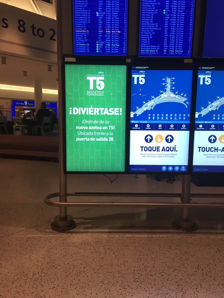 neeener_28's tweet photo. Cuando estaba en el aeropuerto, vi estes carteles para navegar por las puertas de embarque. ¡Usan los mandatos formales! #2101fran https://t.co/qfVANtaRWg