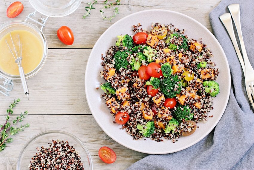 FoodMattersFilm's tweet photo. Do you know how much protein your body requires per day?  Find out how &amp; why you can increase your protein intake.
https://t.co/RSJELOUYFg https://t.co/ieLomTrtbF