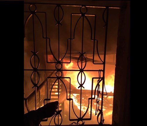 AbbsWinston's tweet photo. #PalestinianFiremen rescue 5 children that were trapped in their fire engulfed home in Al-Bireh City in West Bank. Children taken 2 hospital https://t.co/yOSDqrqOmQ