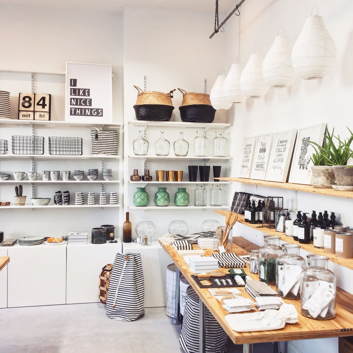 kcblogs's tweet image. Surprise! I've just posted another blog post ft. the most beautiful shop @CherryadeStore buff.ly/2fAfaLh #thegirlgang @LBloggerRT