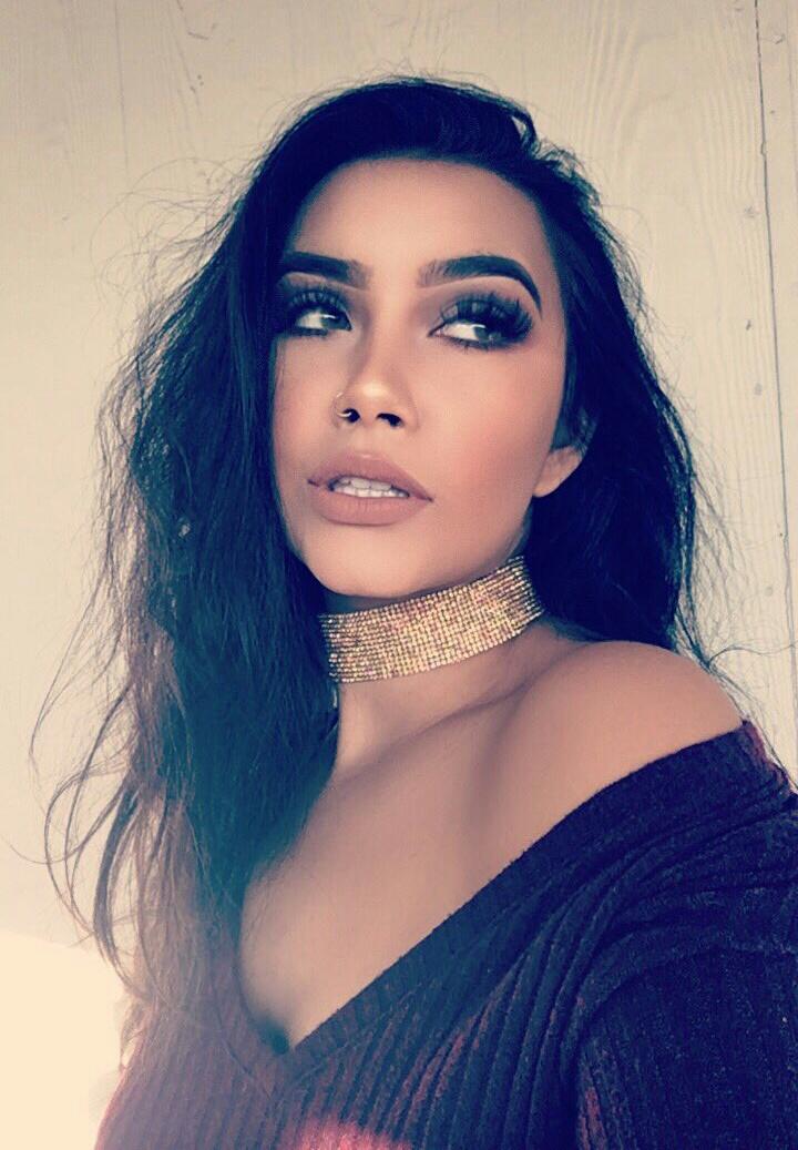 — Baby, I got the power;  *ೃ❀.