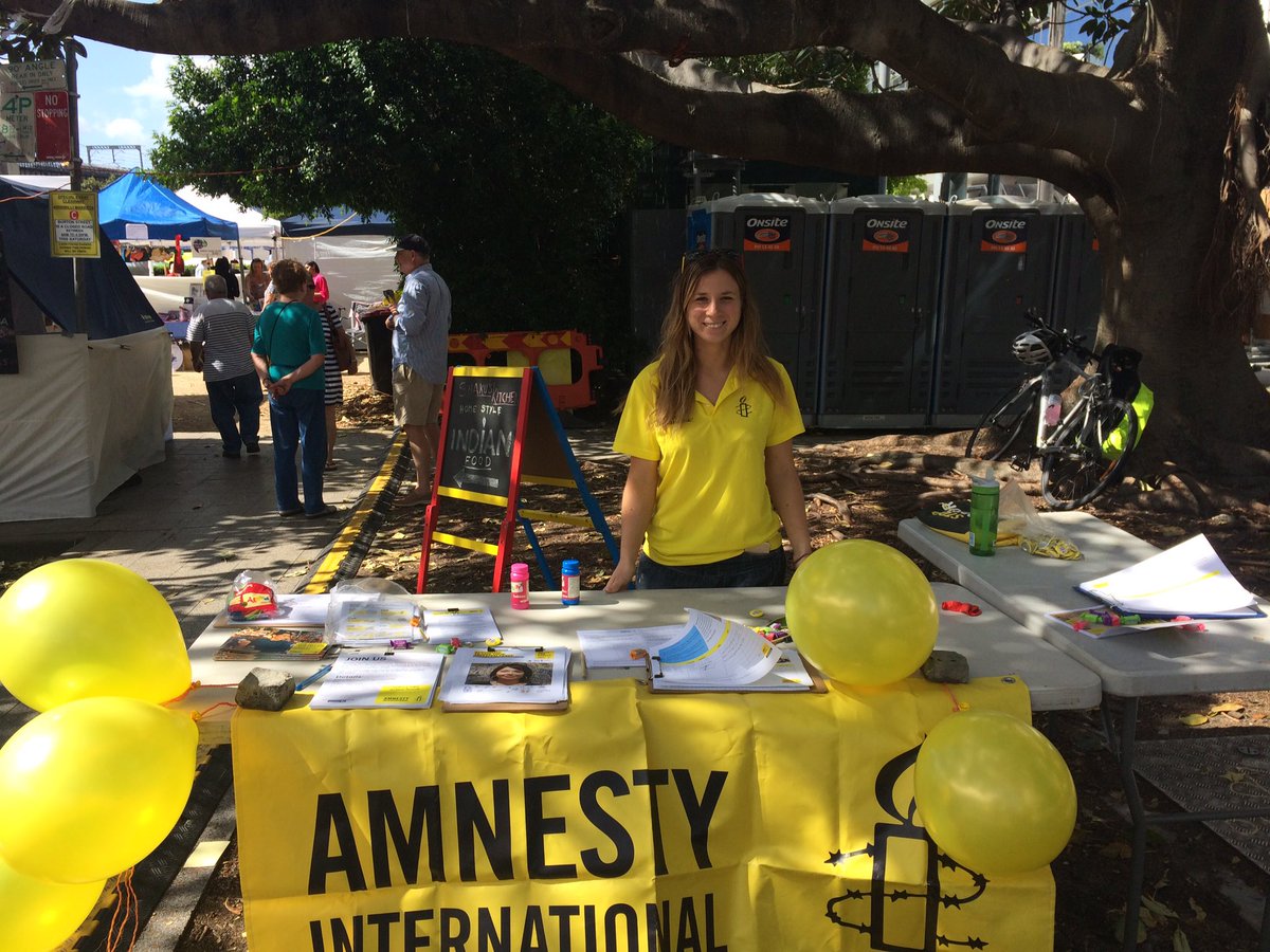 AIA_SydneyCBD's tweet photo. Come check out our stall at #kirribillimarkets and learn more about #humanrights! #sydney #activism https://t.co/AInkDoU1WV