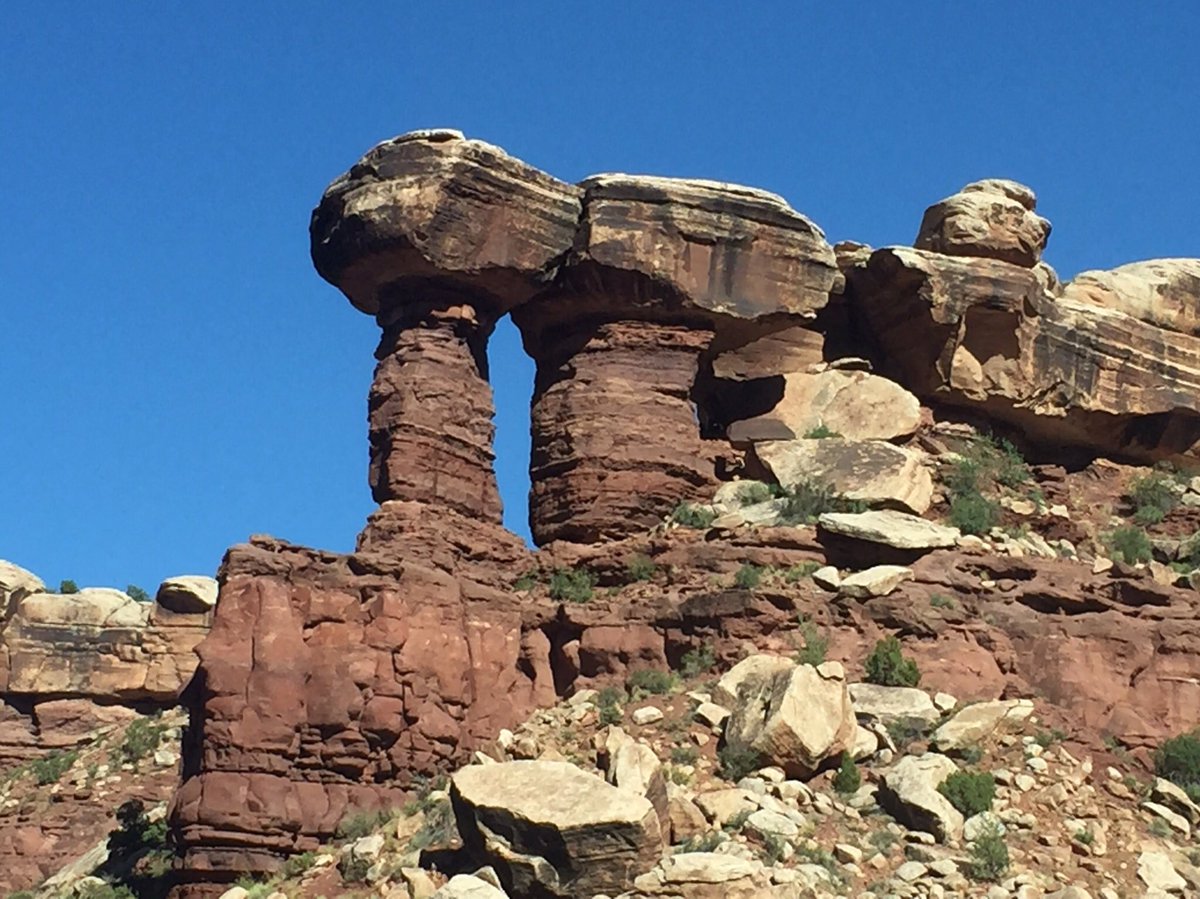 rpx53's tweet photo. #Moab is a real awesome place! The sites are incredible๐๐ผ @THEJeepMafia #Moab2016 https://t.co/I2HtUY6XbR