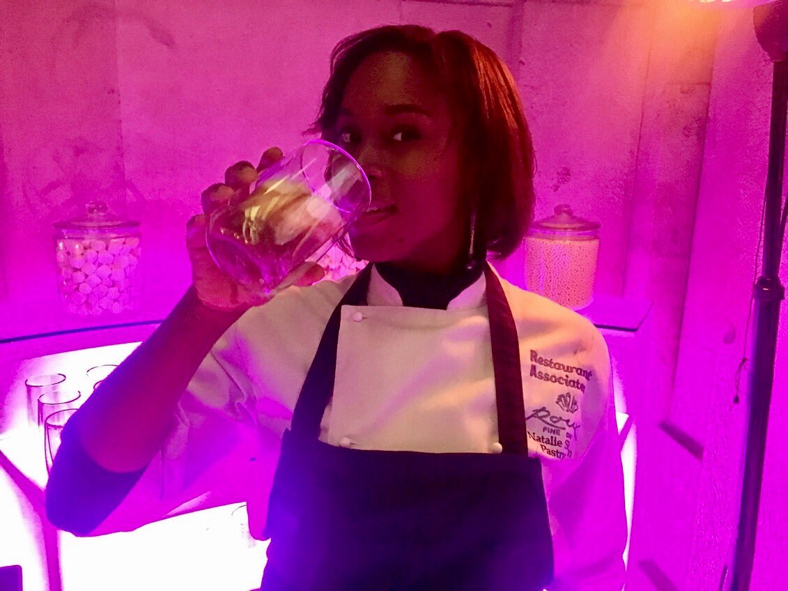 Nattinatnats's tweet photo. Toasty! @chefjeremyford @rashida088 @RA_Food #HotChocolate #RASummit2016 https://t.co/pNAXCA8gY7