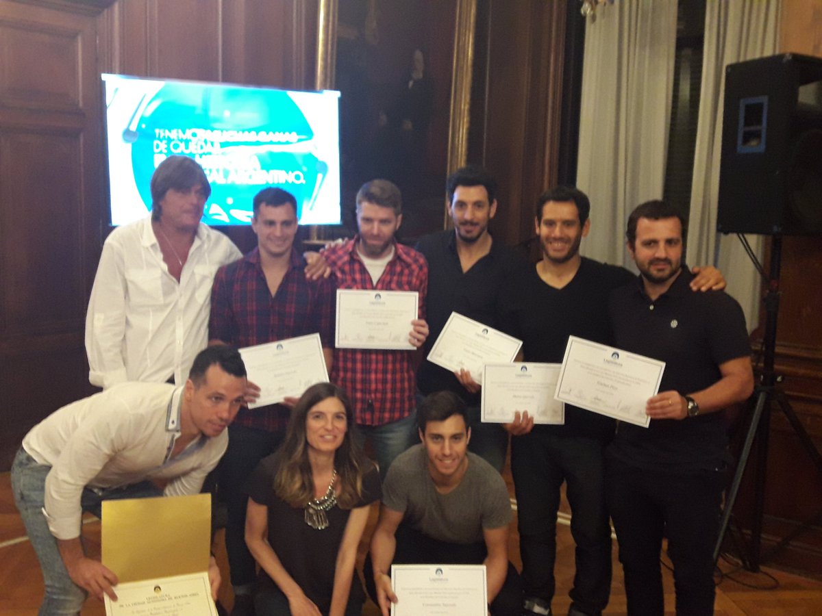 LOs hermanos vaporaki seleccion arg campeones del mundo #futsal 
@Torneofutsordo <a href="/las_castoras/">Las Castoras</a> <a href="/DeportesBA/">Deportes BA</a> <a href="/pasionfutsal/">Pasión Futsal</a> <a href="/BuenosAires2018/">Buenos Aires 2018</a>