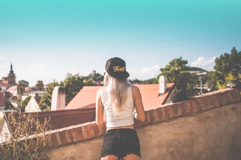 LDR_Magazine's tweet photo. Five Essential Tips for Making Your LDR Relationship Work https://t.co/hWyKQxNfTR https://t.co/CE46KPXnMi