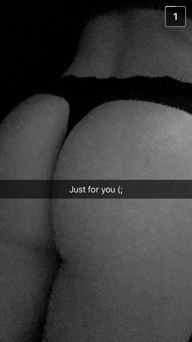 SnapNudityy's tweet photo. Send nudes to snapnudityy on snapchat https://t.co/gpUyoRgQJO
