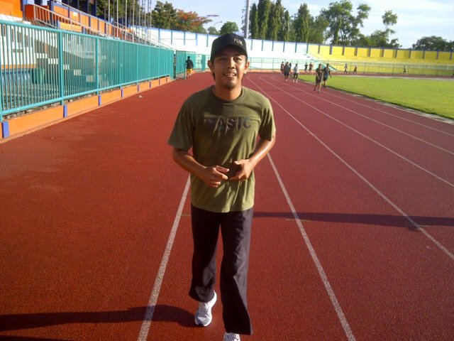 pakdheyono's tweet photo. #stadionwijayakusuma#sport#nike#joging https://t.co/bwBUrl1GxQ