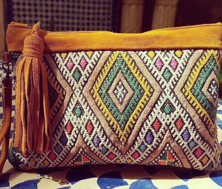 RahbaDesign's tweet image. New kilim and leather wrislets ✨  #need #kilim #boho #gipsy #style #fashion #girls #purse #colorful #bag #clutch #clutchbag