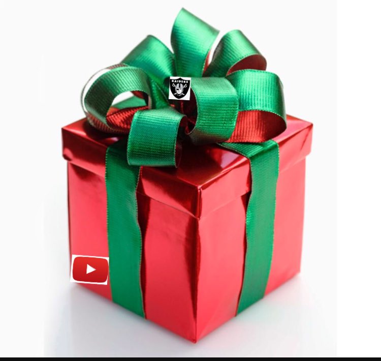 Visiondary's tweet photo. Will be unlocked at 900 Subs on YouTube 😱🔒 https://t.co/TxMKQslvcH