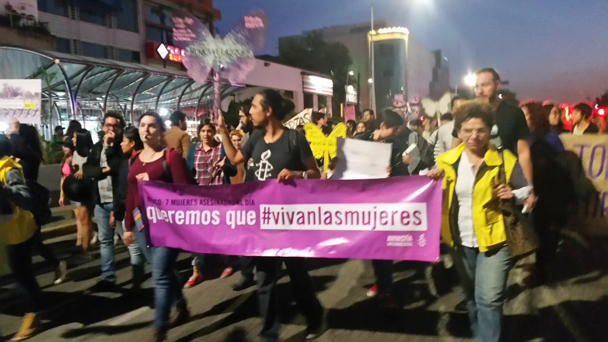 Masde131ITESO's tweet photo. Juntas nos cuidamos, juntas gritamos ¡basta! 
#FeminicidioEmergenciaNacional #GDL https://t.co/DDj51EeKq2