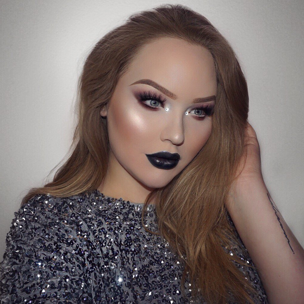 Nikkietutorials Makeup Looks >> Nikkietutorials On Twitter Behold The Most Basic Ass Black Nikkietutorials Makeup Looks >> Nikkietutorials On Twitter Behold The Most Basic Ass Black