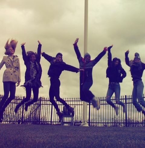 MOOOEswift13's tweet image. Taylorの加工本当すき、、😢💓
なにでやってるんだろう