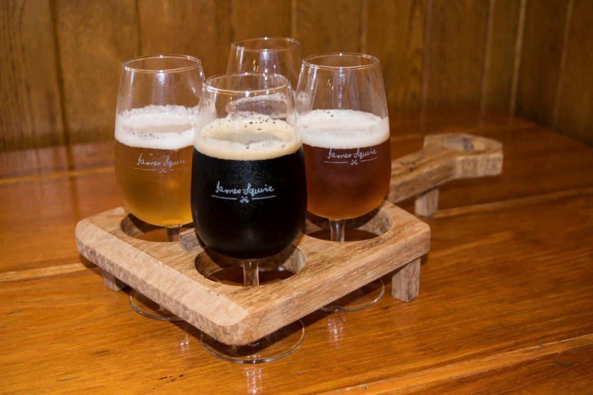 HarrigansPubs's tweet photo. Who doesn't love a tasting paddle...esp when they are only $15 #HarrigansIrishPub #HunterValley James Squire https://t.co/GrqjYmRGw0