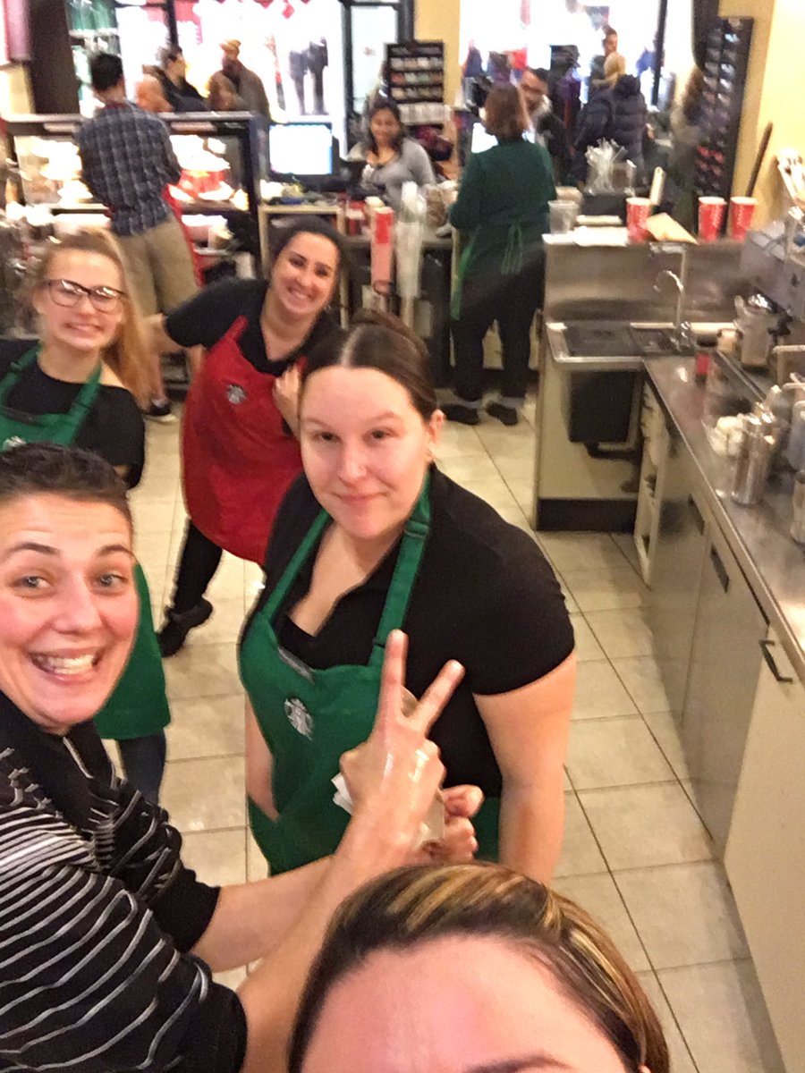 Mystarbuxblend's tweet photo. Black Friday Rock stars at Solomon pond mall #tobeapartner #district2016 https://t.co/Hrchu3mfOT