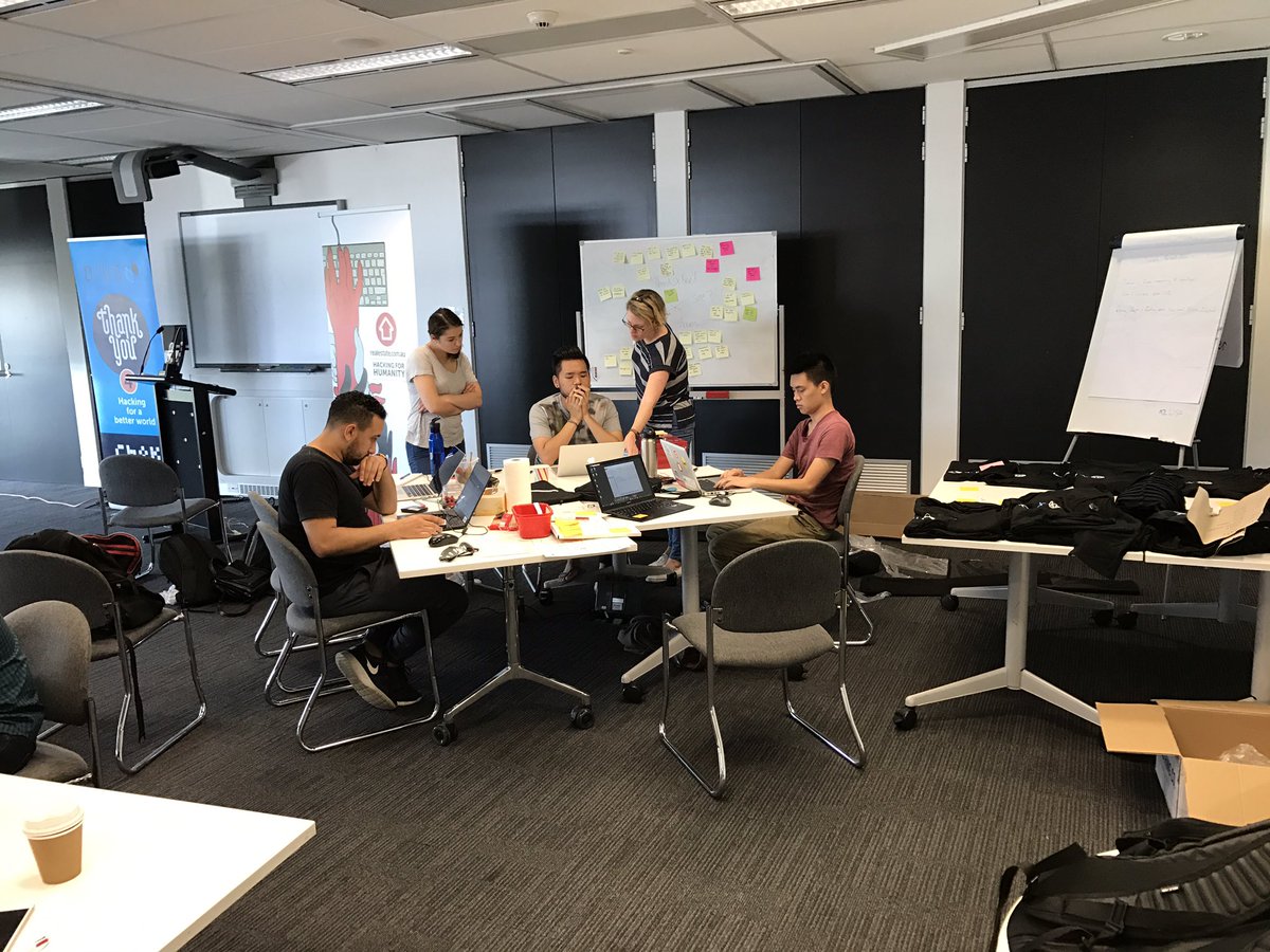 codeg33k's tweet photo. #GotUX? #RHoK #RHoKAustralia https://t.co/5KJCDGztiX
