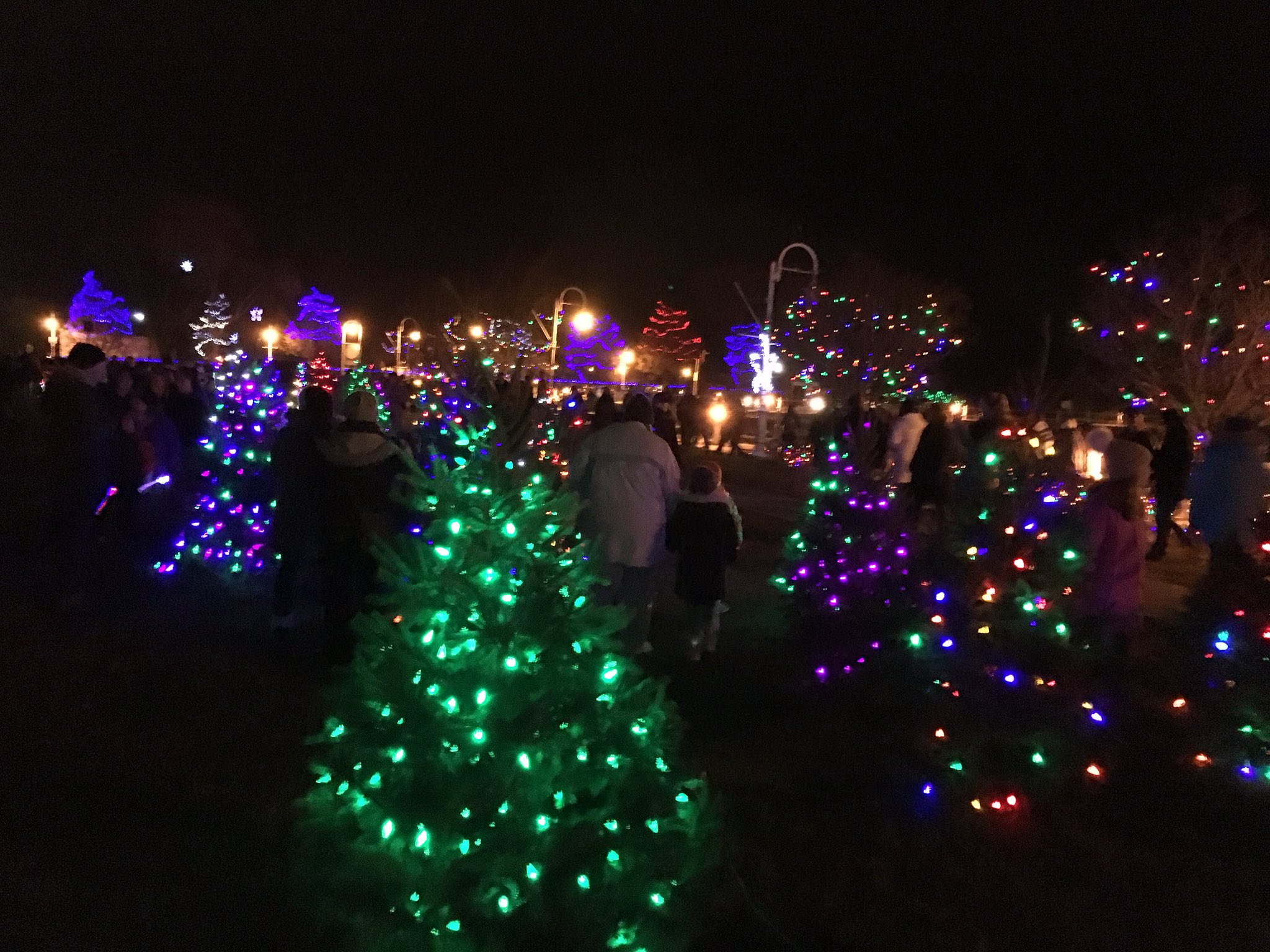 Cobourg News on Twitter "Christmas Magic 2016…