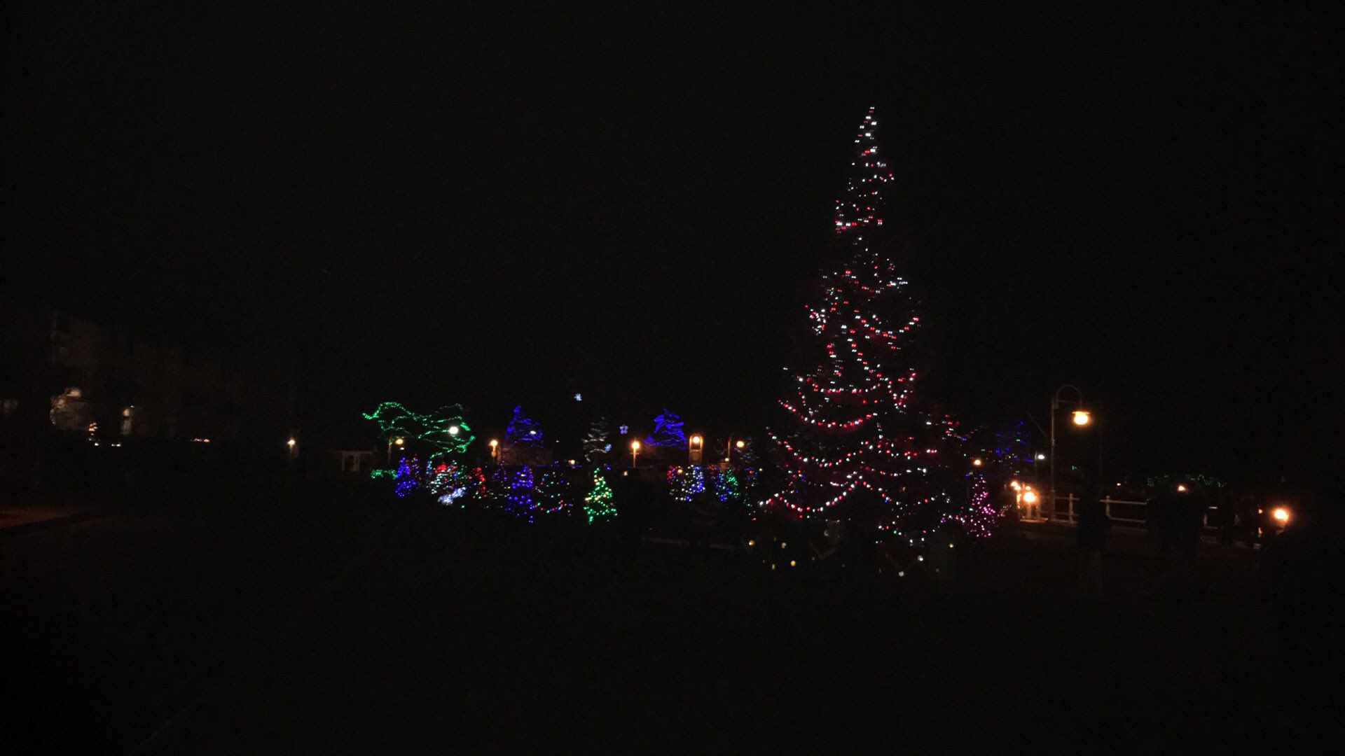 Cobourg News on Twitter "Christmas Magic 2016…